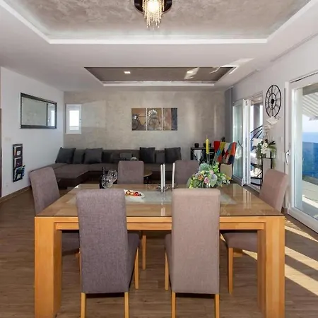 Apartment Slavena