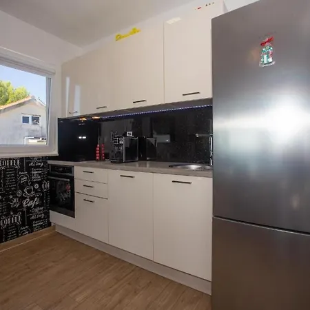 Slavena Apartment