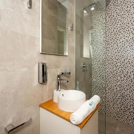 Apartment Slavena *